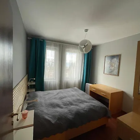 Lovely 2-bedroom Serviced With Apartamento