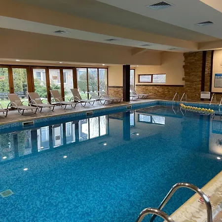 Lovely 2-bedroom Serviced With