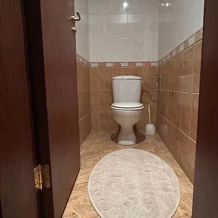 Apartment Lovely 2-bedroom Serviced With
