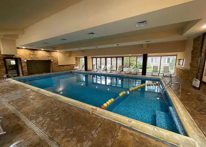 Lovely 2-bedroom Serviced With Apartment