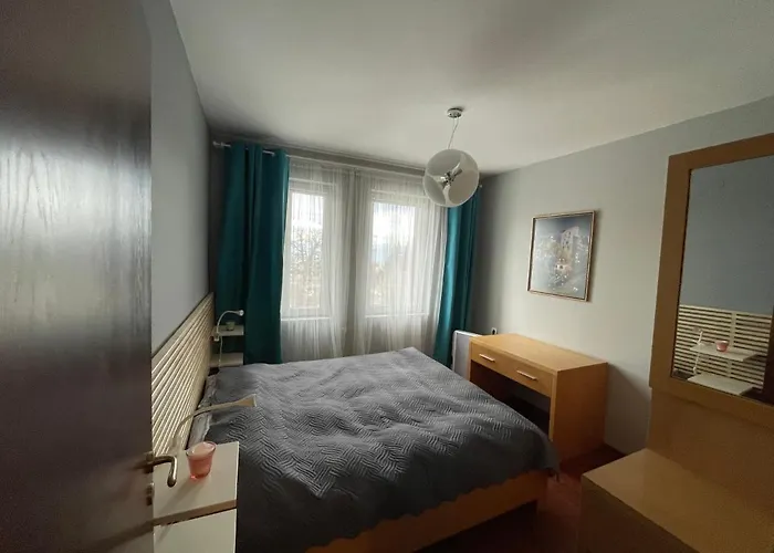Lovely 2-bedroom Serviced With Apartament
