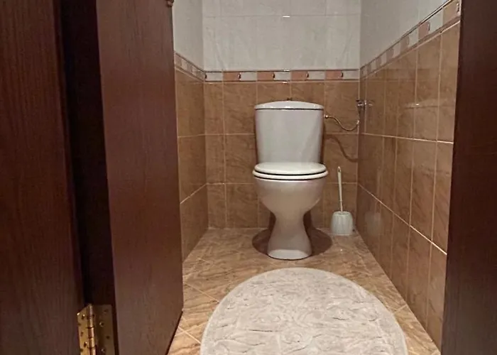 Apartment Lovely 2-bedroom Serviced With